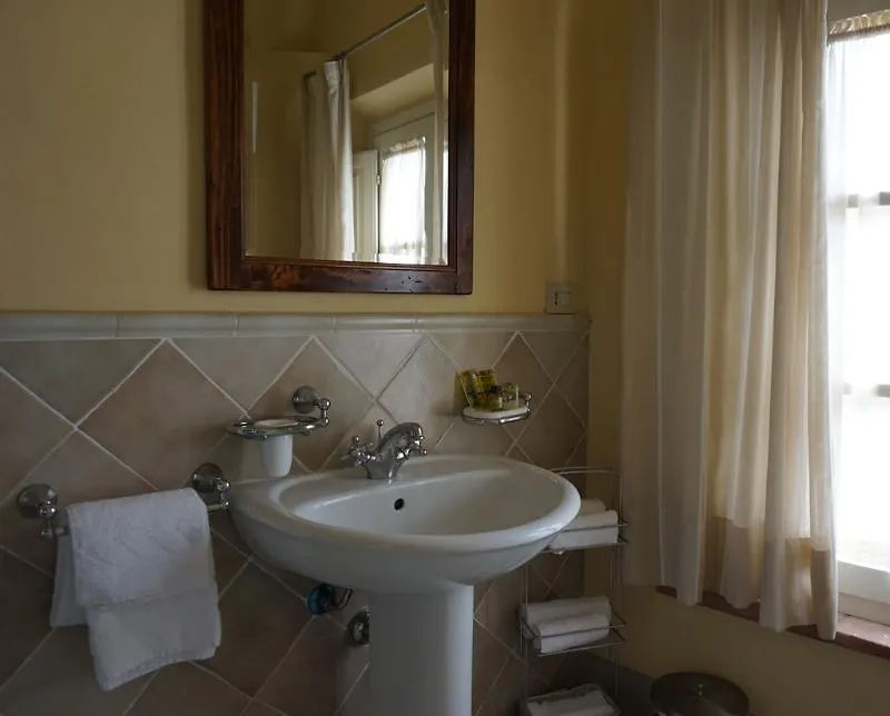 Semesteranläggning (resort) Granaio Borgo Di Colleoli Hotell Pisa