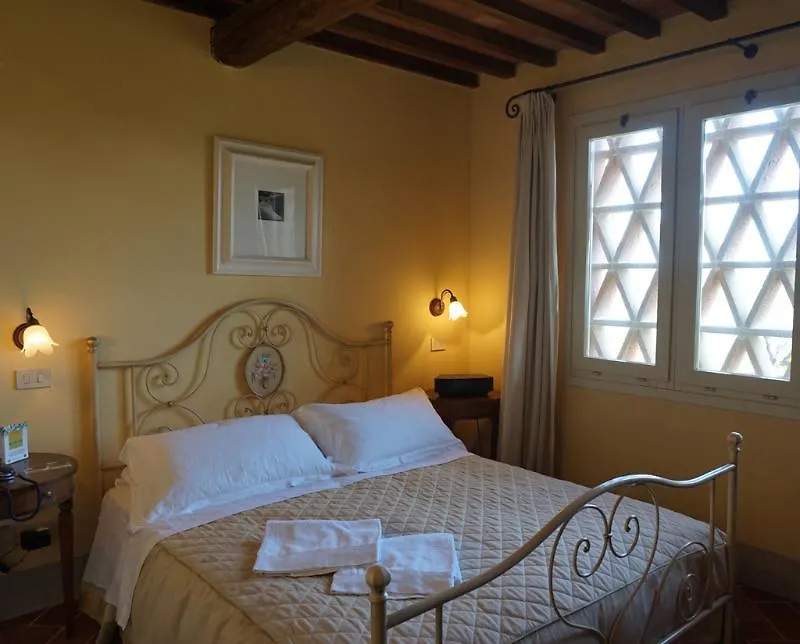 Granaio Borgo Di Colleoli Hotell Pisa 3*,  Italien