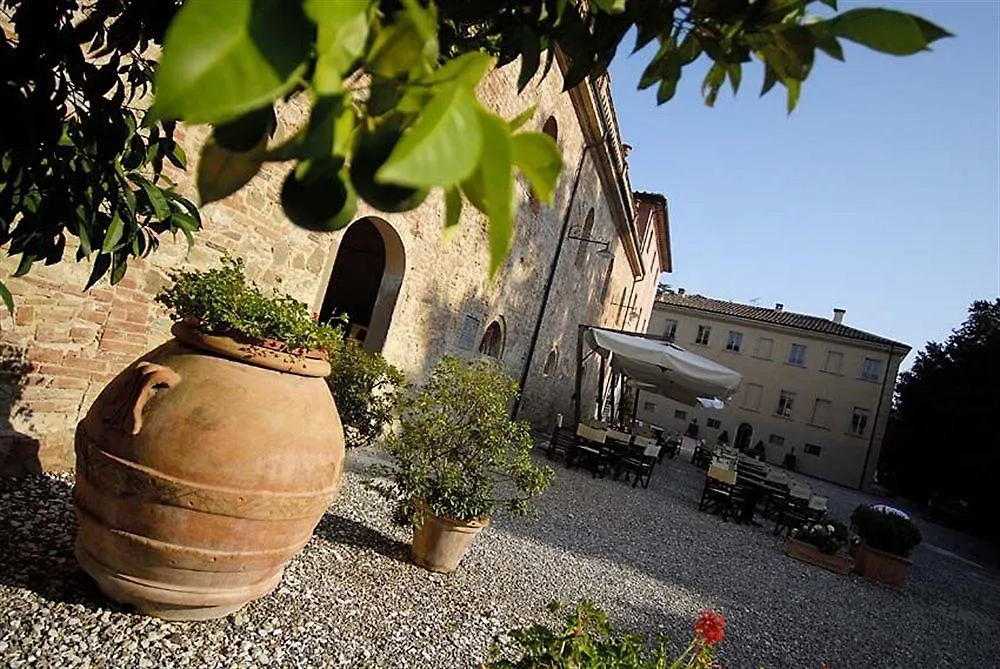מלון פיזה Granaio Borgo Di Colleoli אתר נופש